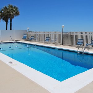 Crescent Sands (North Myrtle Beach, SC) | Oceanfront Condo Rentals